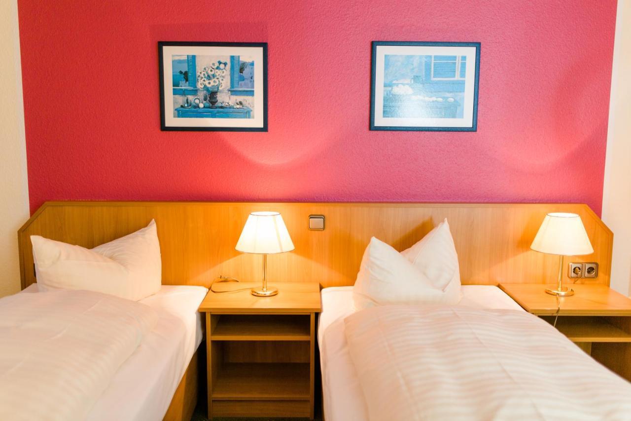 Akzent Hotel Zur Gruenen Eiche Bispingen Εξωτερικό φωτογραφία