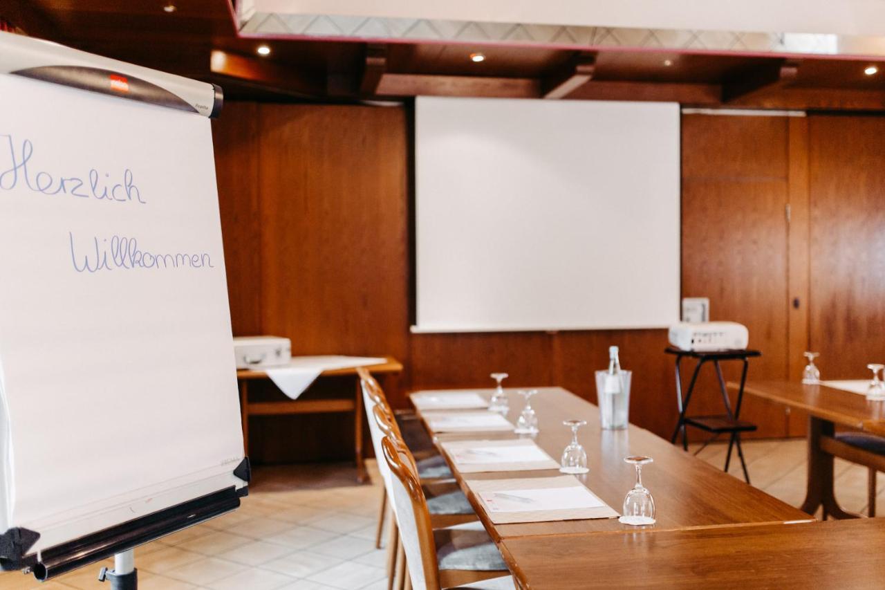 Akzent Hotel Zur Gruenen Eiche Bispingen Εξωτερικό φωτογραφία