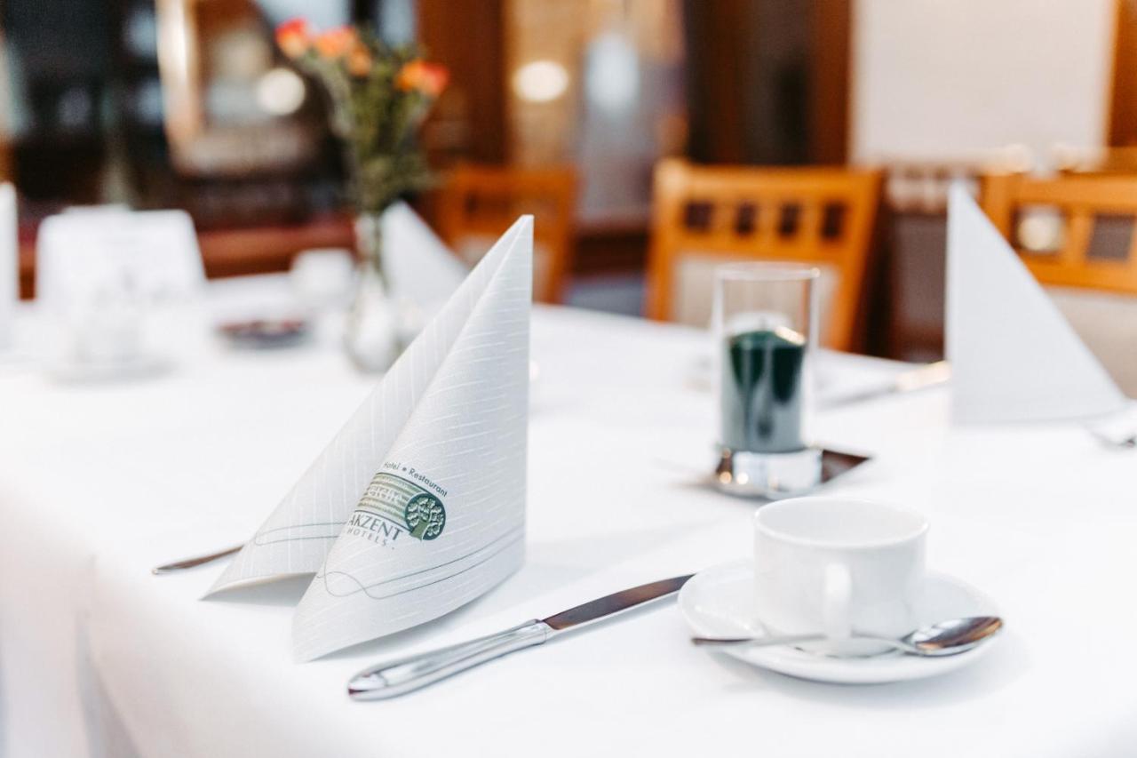 Akzent Hotel Zur Gruenen Eiche Bispingen Εξωτερικό φωτογραφία